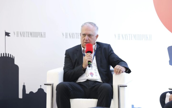 Ανοίγει ο δρόμος για απογευματινή λειτουργία – Τι αλλάζει σε άδειες και θέσεις