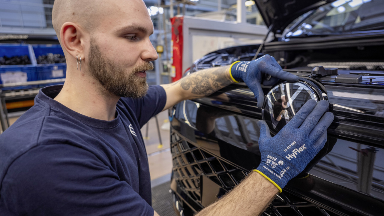 VW: Κλιμακώνεται η σύγκρουση με την IG Metall για τις συλλογικές συμβάσεις