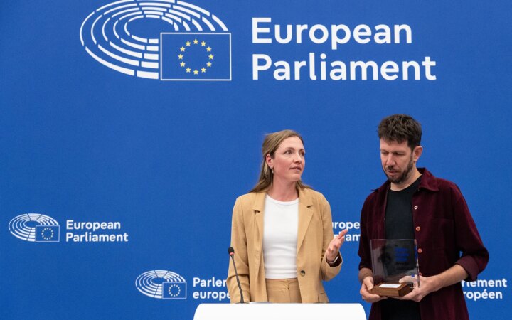 To Βραβείο Δημοσιογραφίας Daphne Caruana Galizia 2026 σε έρευνα για τη συμφωνία Ιταλίας