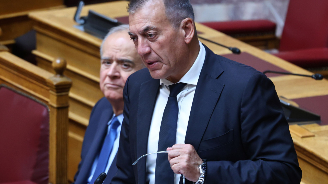 Βρούτσης: Έργα άνω των 15,8 εκατ. ευρώ σε δύο αθλητικές εγκαταστάσεις του Πειραιά