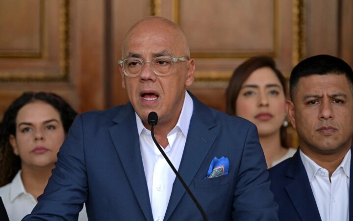 Αίρονται οι κυρώσεις σε βάρος του προέδρου της Βουλής της Βενεζουέλας